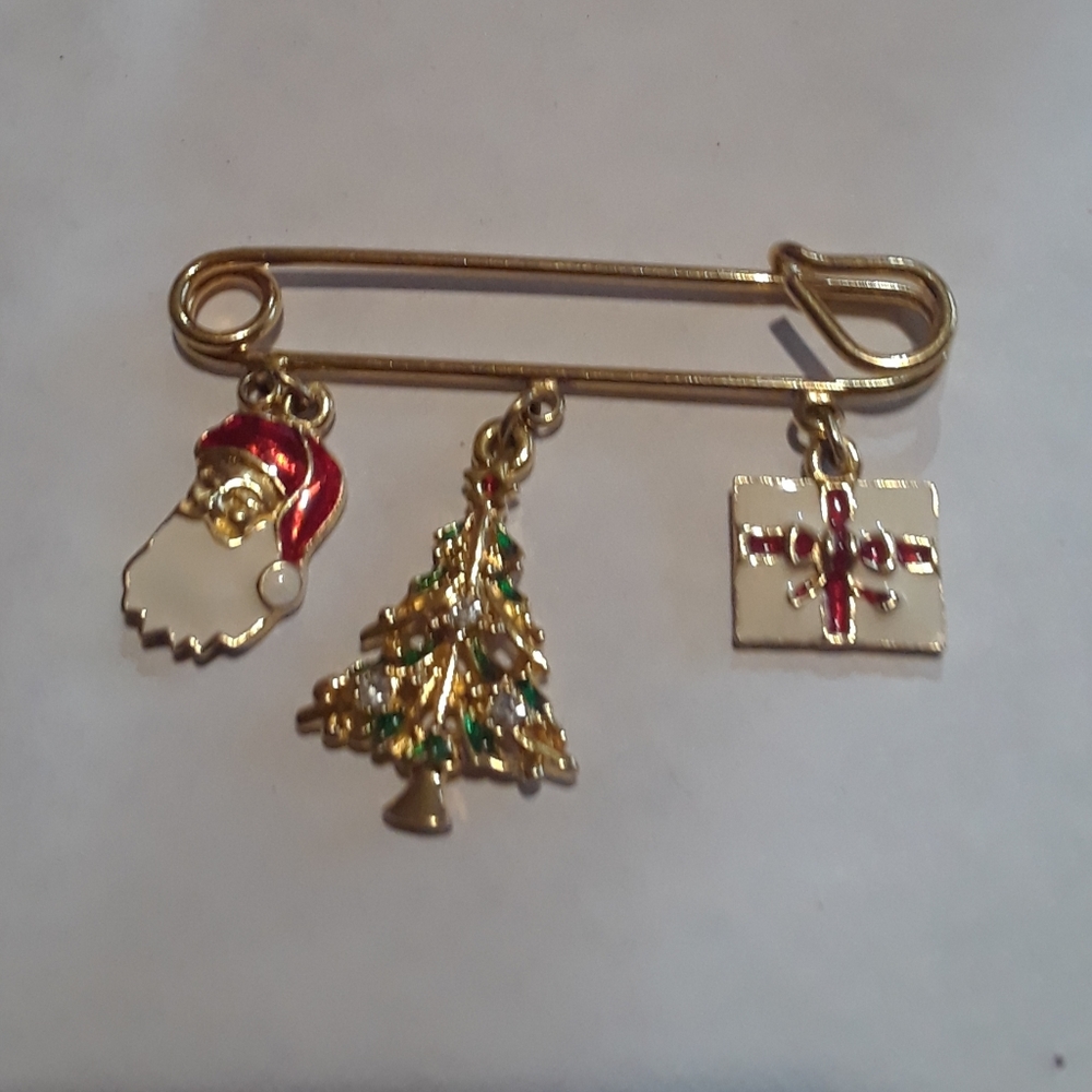 1995 Avon Holiday Vintage Charm Pin Brooch